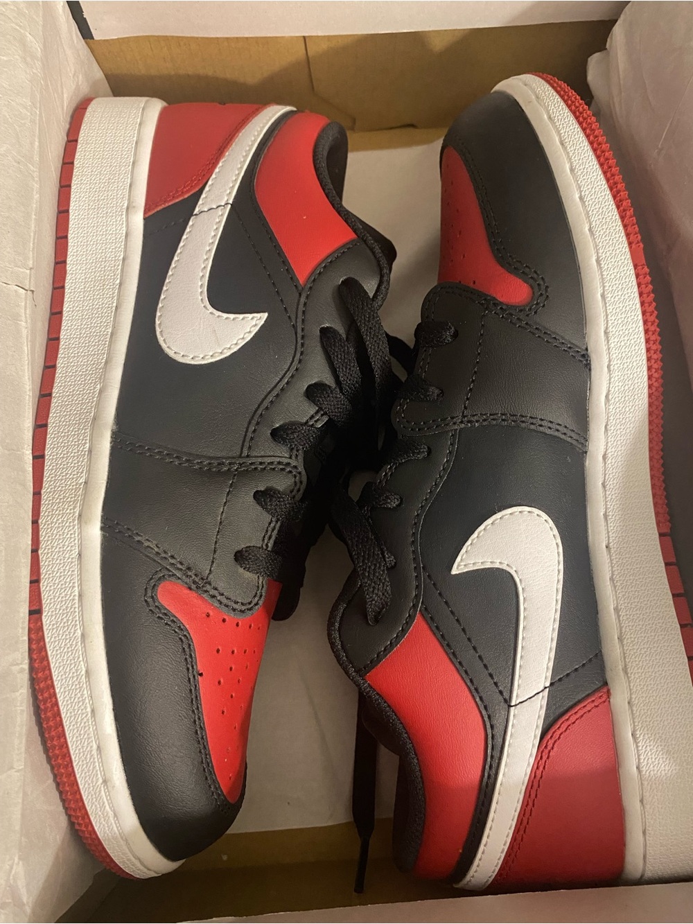 Big kids Jordan 1 low, size 7 youth
